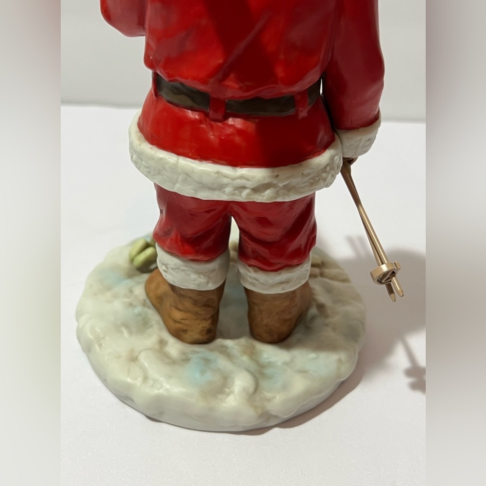 Rare Ceramic Santa Possible Dreams Santa’s Time Off Day On The Slopes Snow Ski - Picture 9 of 16